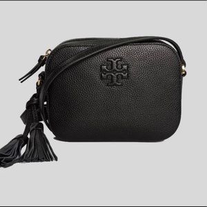 TORY BURCH THEA CAMERA BAG, BLACK (NWT)